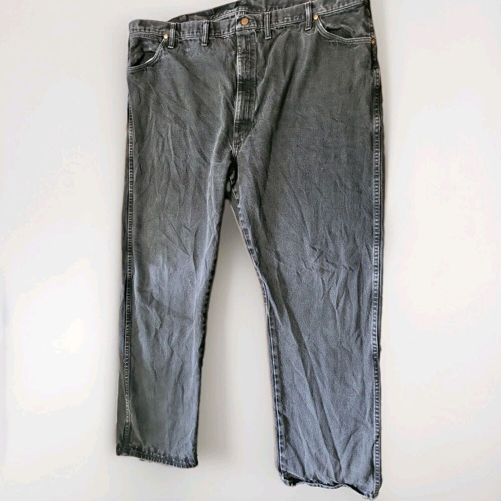Vintage 80s Wrangler 13MWZWK Black Cowboy Cut Jeans Made in USA 42x32 Distressed - Picture 1 of 16